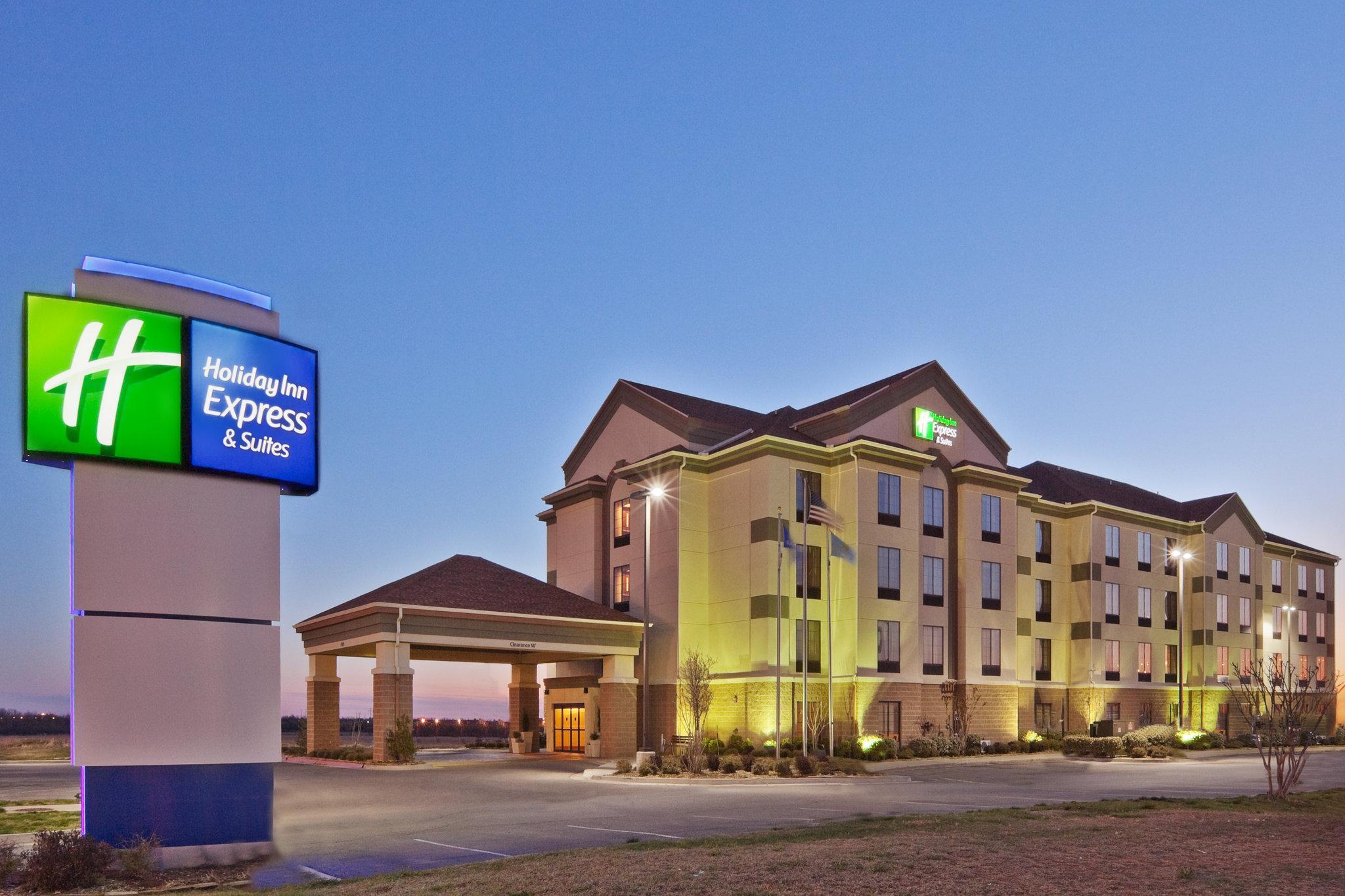 Holiday Inn Express Hotel & Suites Shawnee I-40 By Ihg Kültér fotó