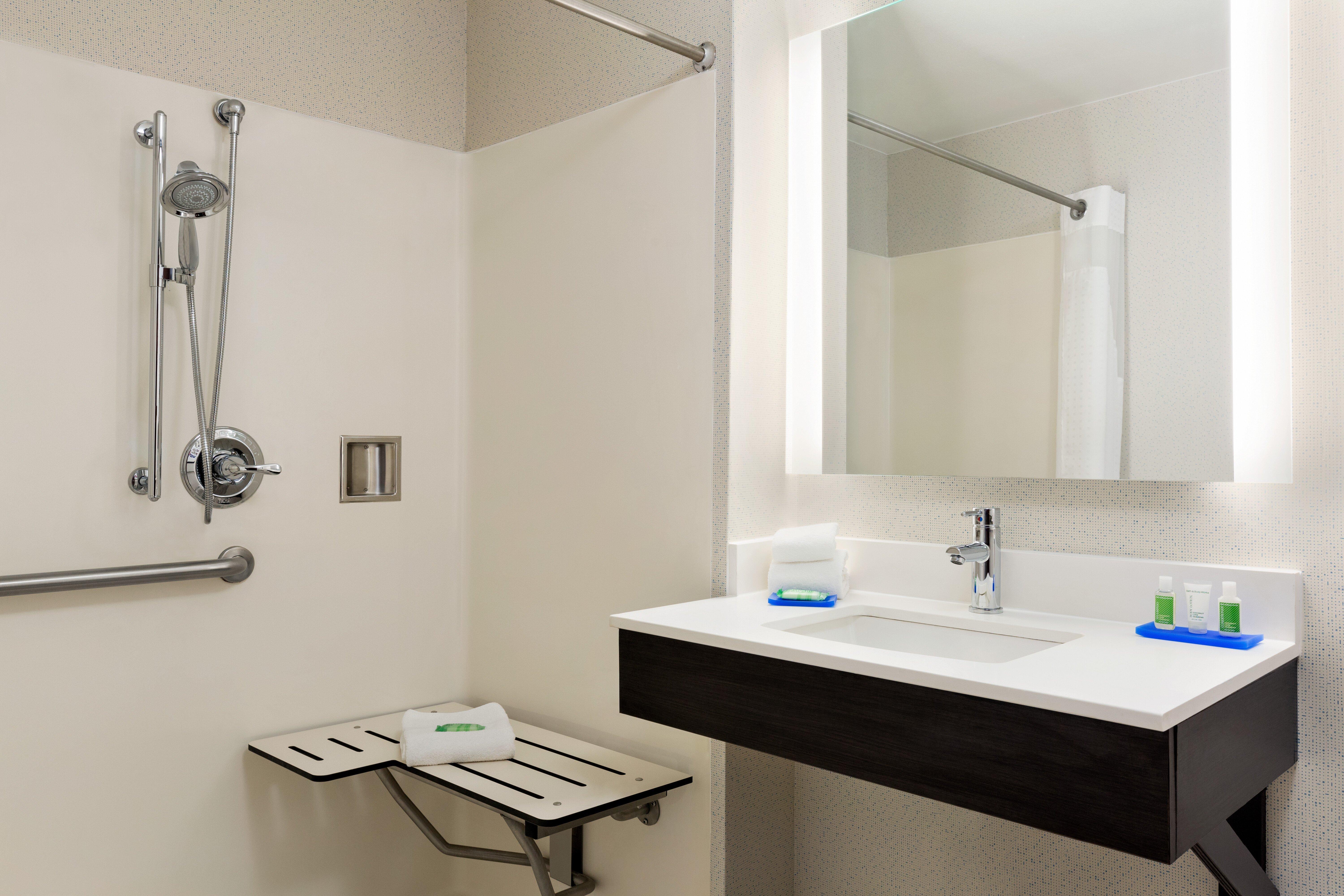 Holiday Inn Express Hotel & Suites Shawnee I-40 By Ihg Kültér fotó