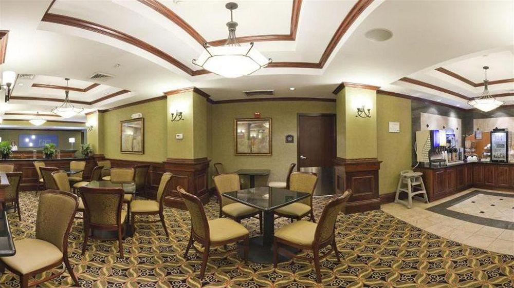Holiday Inn Express Hotel & Suites Shawnee I-40 By Ihg Kültér fotó