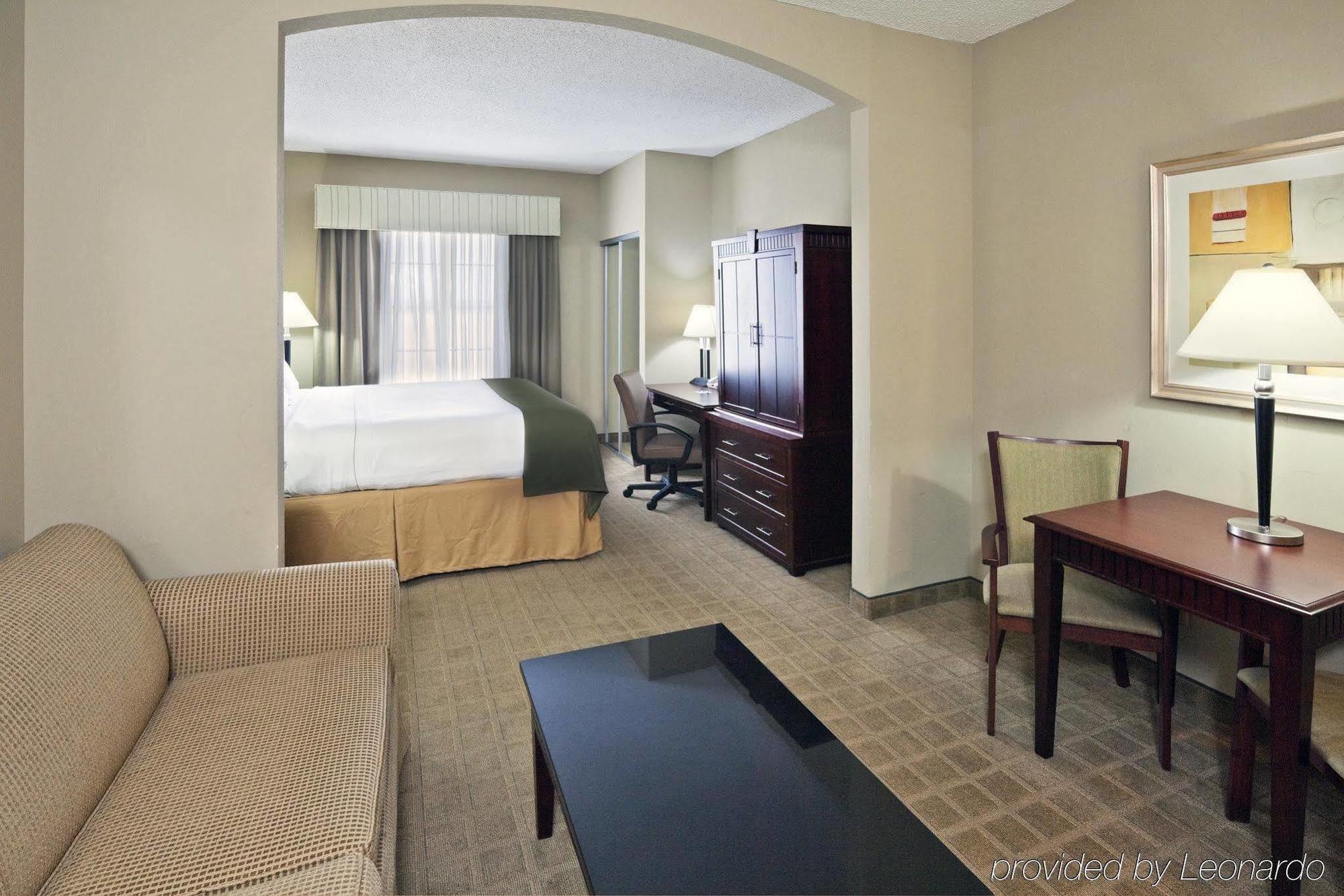 Holiday Inn Express Hotel & Suites Shawnee I-40 By Ihg Szoba fotó